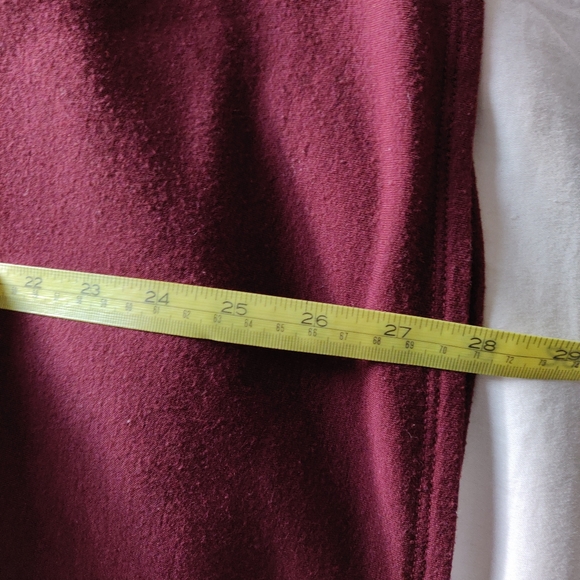 🎉3/$15🎉 H&M Maroon Skater Dress - Picture 8 of 8